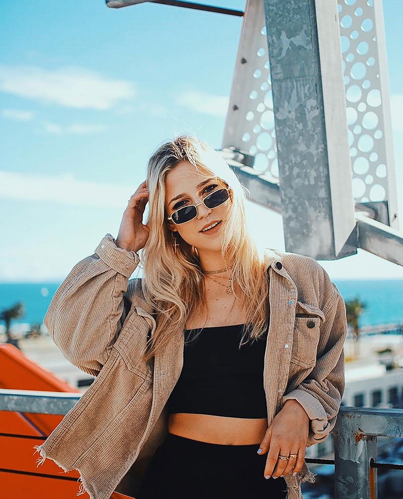 Get inspired by Ramona Flowers on her trip around the world